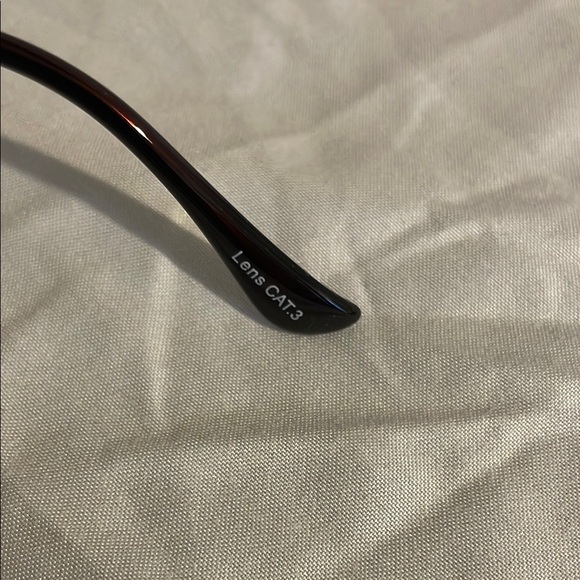 Quay Australia Desi Perkins High Key Aviator Sunglasses - Picture 3 of 7